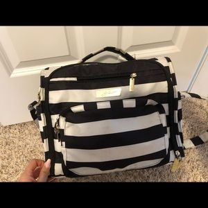 JUJUBE B.F.F the First Lady diaper bag